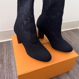 Louis Vuitton Black Heeled Boots